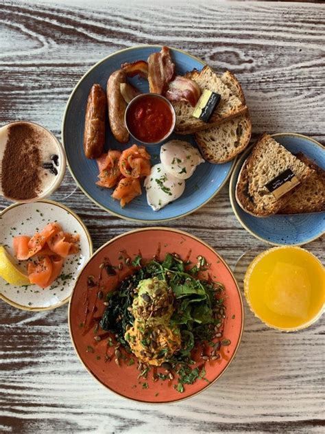 megan's bottomless brunch|Megan's at The Power Station.